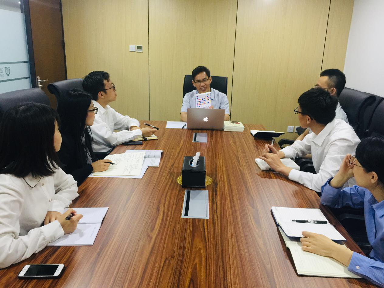 2019年5月31日，由本所执行主任周涛律师主持的以“怀揣梦想、砥砺前行”为主题的职业规划培训在诚略律师所会议室召开。